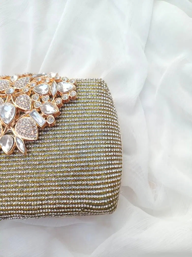 Bridal Metal Embellished Fancy Clutch